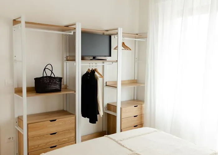 Daire Otto House *